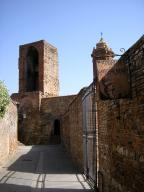 Scorcio della torre del vescovo dal barbacane