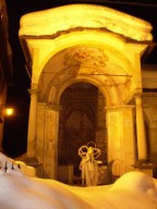 particolare della via crucis