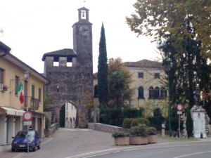La Torre Portaia, tutto quello che rimane del Castello Medievale