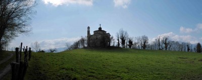 Panoramica_chiesa di Altin copia per concorso.jpg