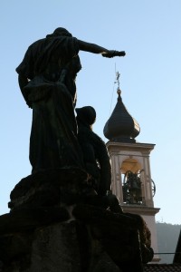 Il campanile della parrocchiale di Brinzio