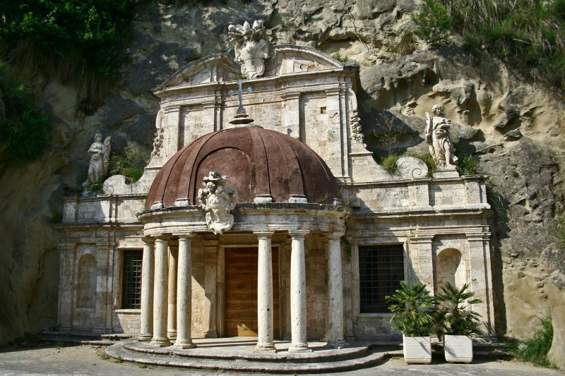 ''Tempietto di Sant’Emidio alle Grotte'' - Ascoli Piceno