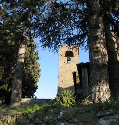 Carmignano - Pieve di San Leonardo ad Artimino, il campanile