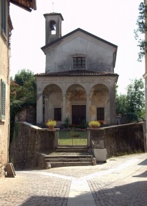 La chiesetta in Vergano