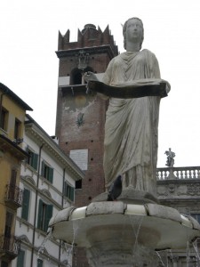 Fontana: Madonna di Verona