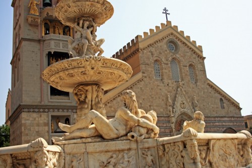 Messina - Fontana di Orione e Duomo di Messina