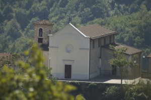 Chiesa della frazione di Pescocanale