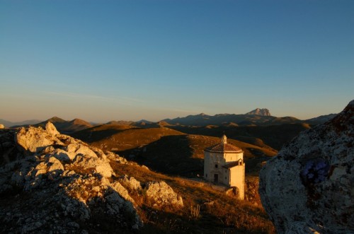 Calascio - Chiesa Santa Maria della Pieta'