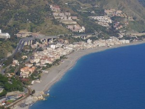 Letojanni vista da Taormina