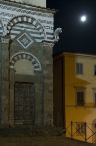 Luna sul romanico (2)