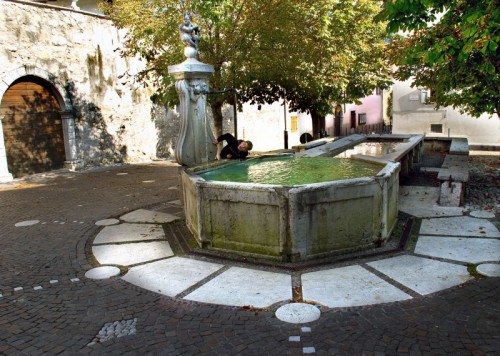 Villa Lagarina - Fontana e lavatoio Villa Lagarina - Fontana e lavatoio