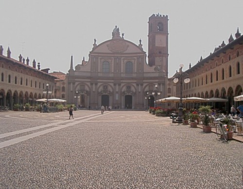 Vigevano - Cattedrale di Vigevano Vigevano - Cattedrale di Vigevano