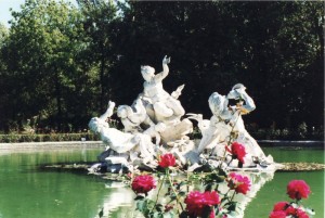 Fontana nel giardino del palazzo reale