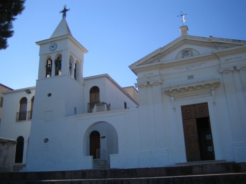 Mattinata - chiesa S.Maria della Luce