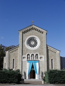 Con l’abito della festa (Chiesa parrocchiale Santa Maria Annunziata - Sedico)