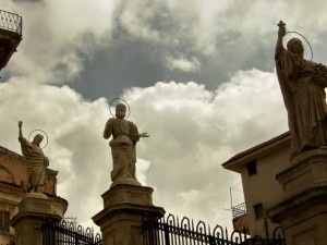 tre santi in paradiso