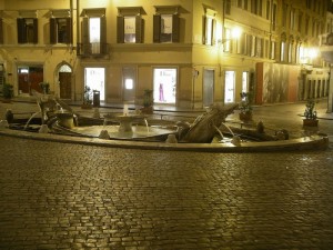 Fontana della Barcaccia - Piazza di Spagna