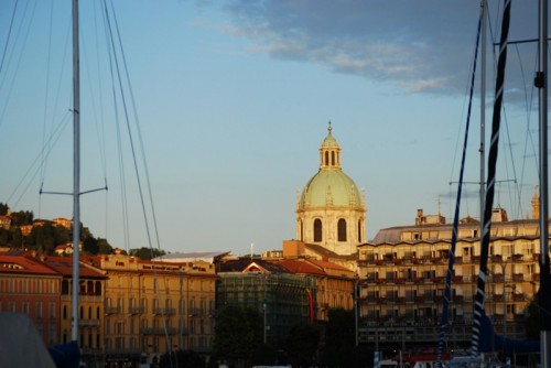 Como - cupola del duomo di como Como - cupola del duomo di como