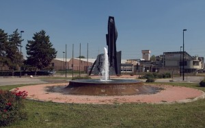 Beinasco - Fontana e Monumento ai Caduti