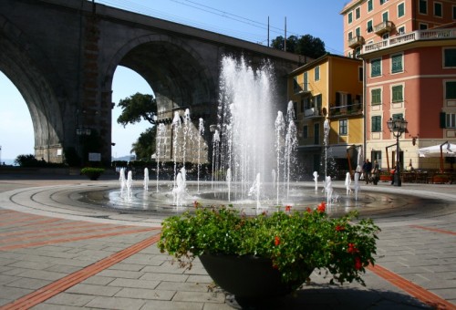 Zoagli - Fontana di Piazza XXVII Dicembre - Zoagli