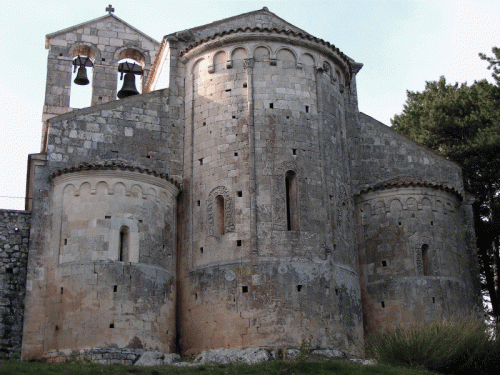 Caporciano - Abside della chiesa S. Maria Assunta - Bominaco