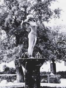 Saturnia, la fontana in piazza