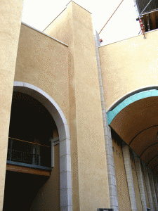 Retro Chiesa  San Pio