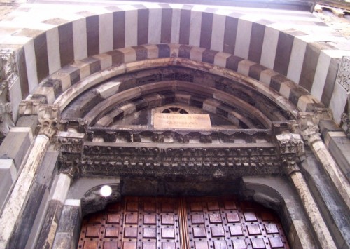 Genova - portale san donato