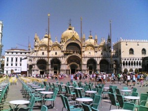 Basilica dai tavolini