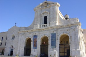 Basilica e Chiesetta antica di Nostra Signora di Bonaria
