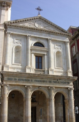 Cagliari - Chiesa di S. Francesco da Paola sulla via Roma