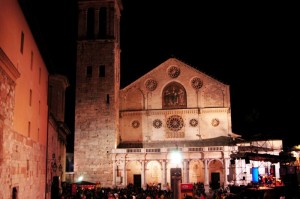 spoleto - notturno del duomo