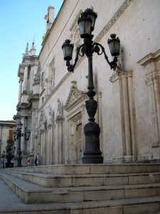 sulmona - prospettiva della chiesa madre