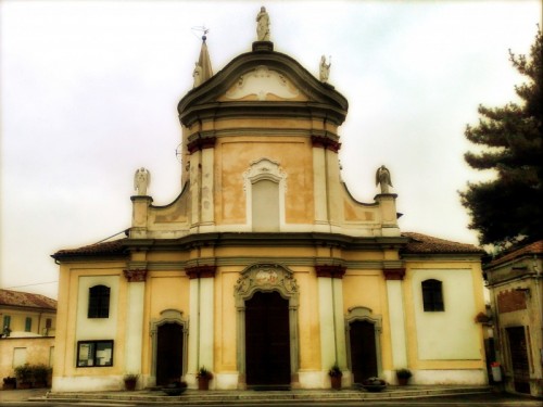 Tornaco - Chiesa parrocchiale di Tornaco (NO)