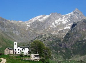 Santuario Madonna della Neve in Val Biandino