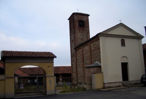 Rivalta di Torino - Chiesa e ingresso