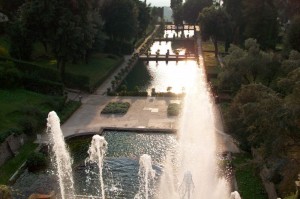 Vista dalla fontana dell’Organo sulle peschiere (Villa d’Este)