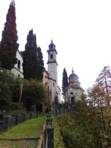 Brienno - Chiesa Parrocchiale dei SS. Nazaro e Celso di Brienno (Co) Brienno - Chiesa Parrocchiale dei SS. Nazaro e Celso di Brienno (Co)
