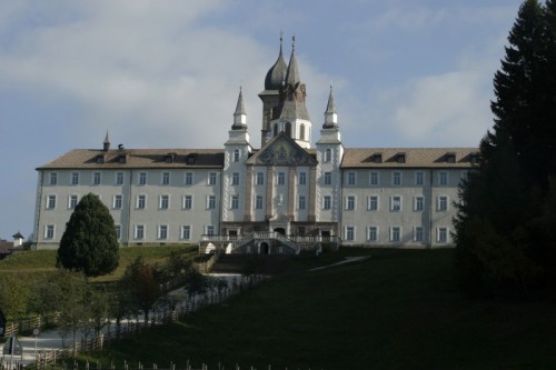 Nova Ponente - santuario di pietralba Nova Ponente - santuario di pietralba