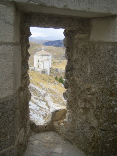 Calascio - Una preghiera dalla Rocca