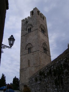 Torre campanaria