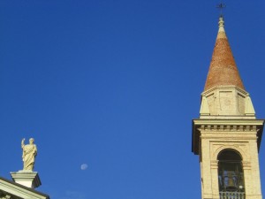 Con la luna e il blu