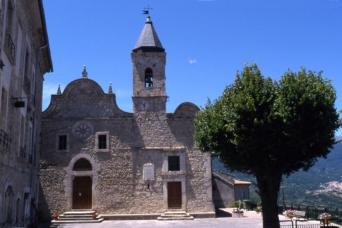 Castel San Vincenzo - Parrocchia di S. Stefano