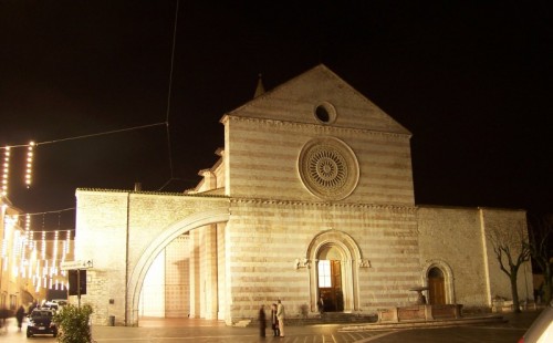 Assisi - Basilica di S. Chiara by Night