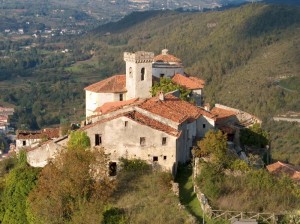 Chiesa dell’antica Laino Castello - Abitanti 0 - Fedeli 0