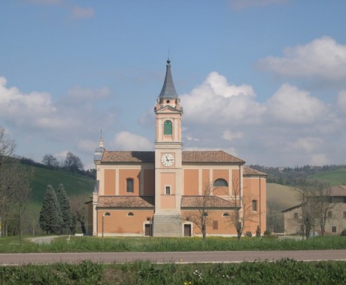Castello di Serravalle - Sant'Apollinare Castello di Serravalle - Sant'Apollinare