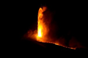 Etna, fontana… di lava… vale anche questa?