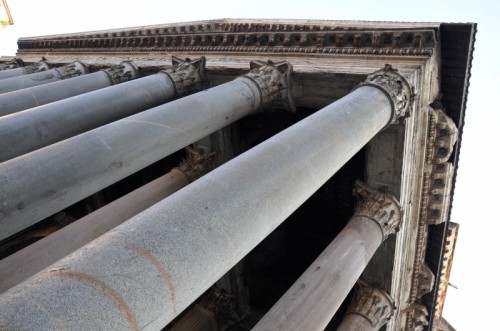 Roma - Le colonne del Pantheon