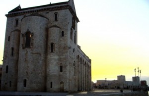 Absidi nel tramonto