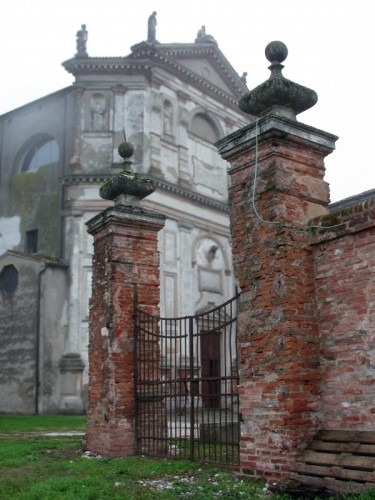 Carceri - Oltre il cancello Carceri - Oltre il cancello